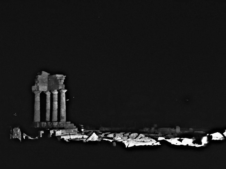 Tempio dei Dioscuri, Valle dei templi, correre in sicilia