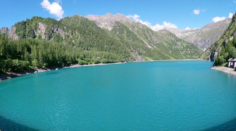 lago-dei-cavalli-trekking-valle-antrona
